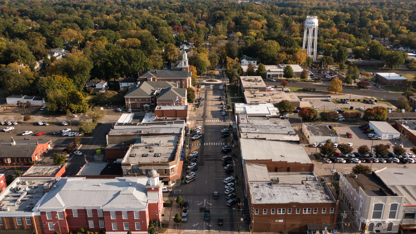  Everyday people were civil rights heroes, too. This is the story of one town's fight 