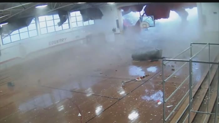  DRAMATIC VIDEO: Microburst causes roof to collapse at North Carolina school 