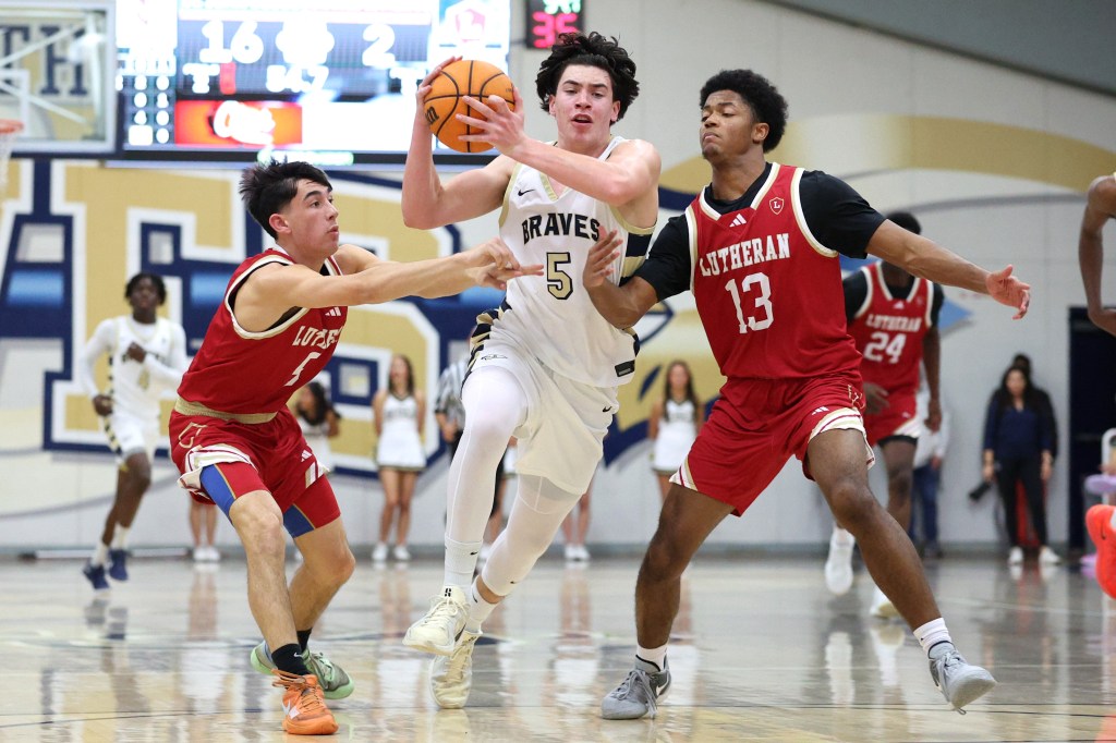  St. John Bosco basketball defeats Orange Lutheran in Trinity League opener with two top players out 