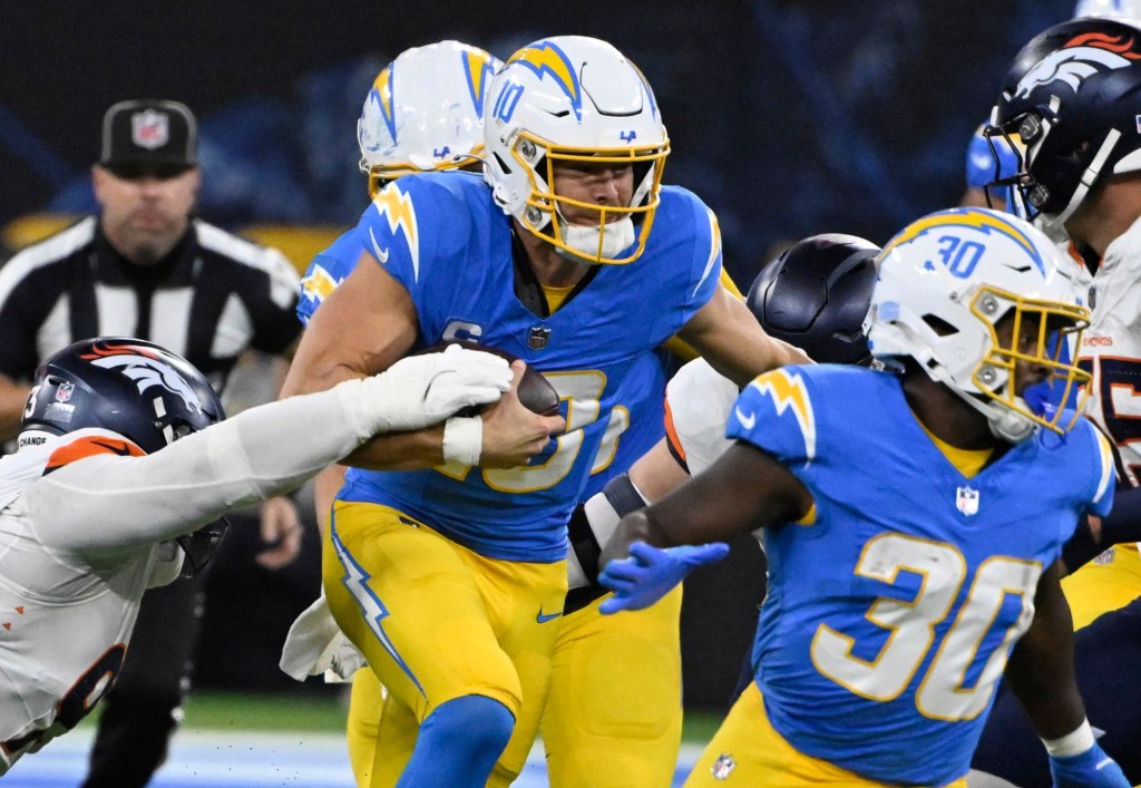  Swanson: Chargers, Justin Herbert mount resounding response 