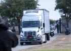  Annual wreath laying draws thousands of volunteers 