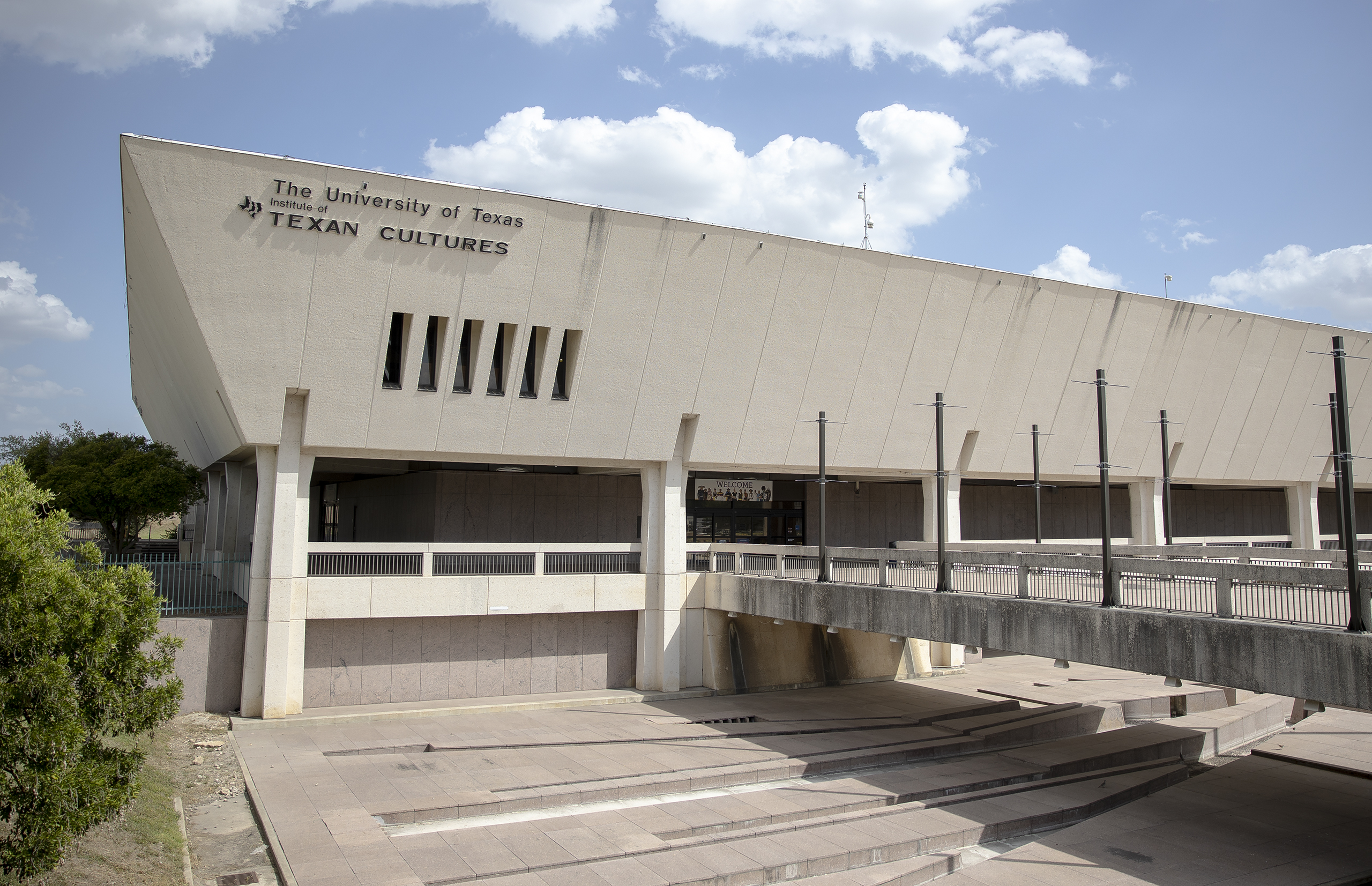  Texas Historic Commission OKs demolition permit for the Institute of Texan Cultures’ Texas Pavilion 