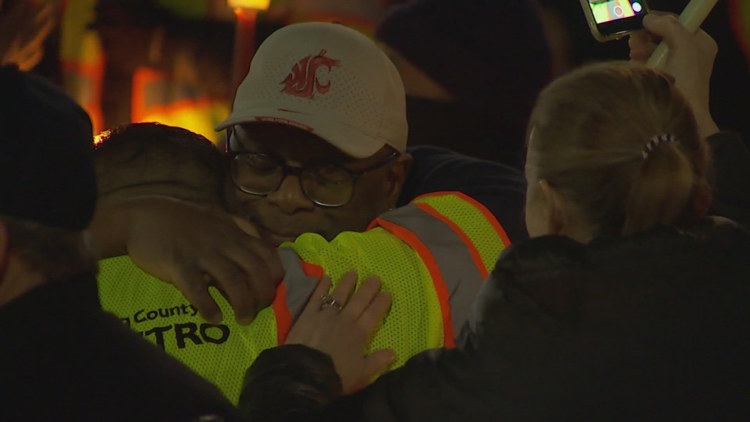  Transit workers hold candlelight vigil to honor fallen bus driver Shawn Yim 