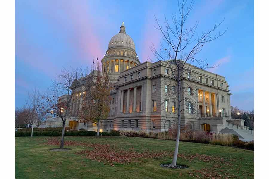  Idaho Division of Human Resources recommends 4% raises for state employees 