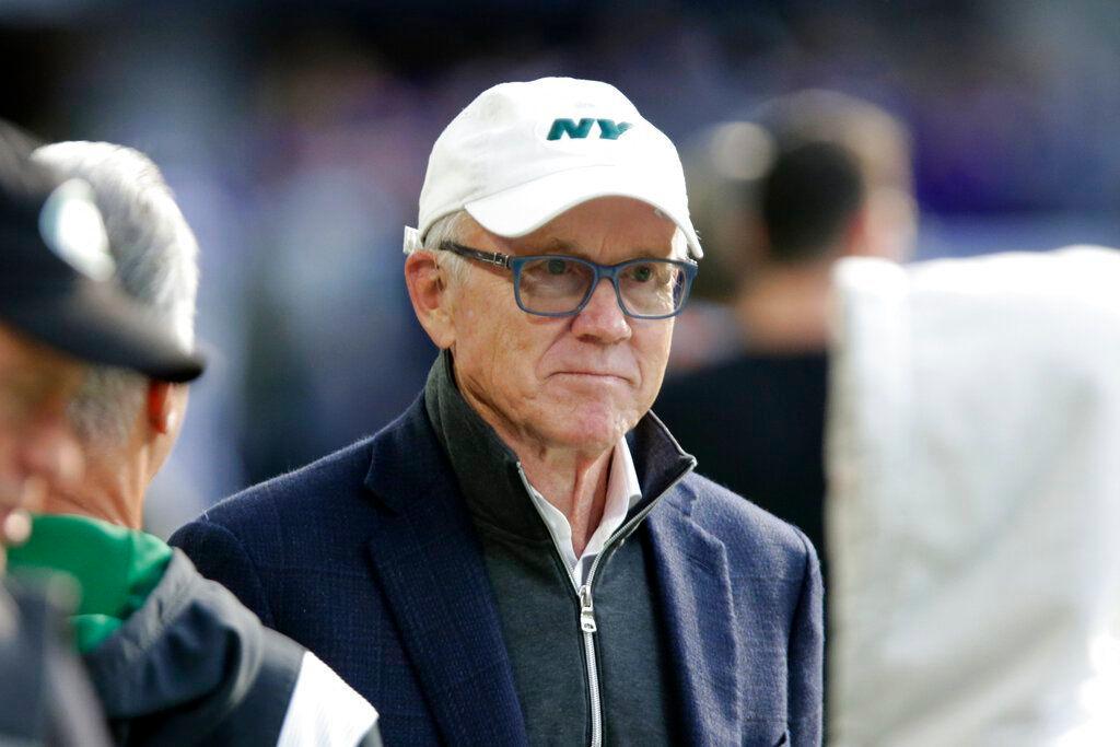  NFL picks: Woody Johnson and the Jets deliver laughs and another win for the Los Angeles Rams 