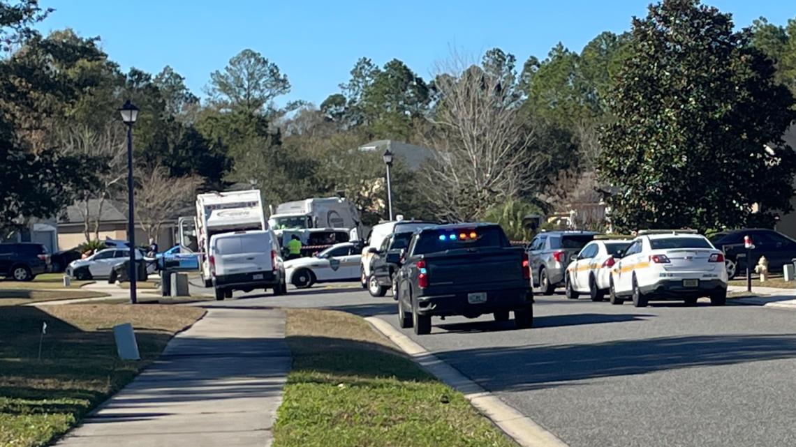  Sanitation worker killed by garbage truck in Jacksonville neighborhood 