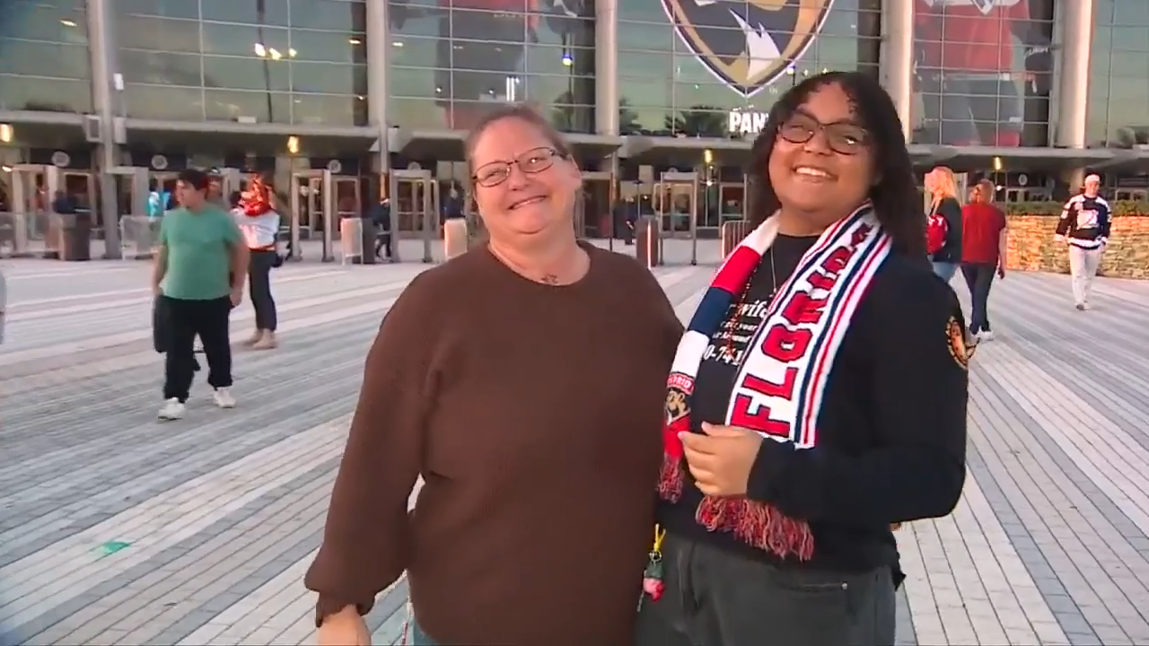  Air Around the Clock gifts 18-year-old with autism Panthers tickets after teen shares her love for their catchy billboards 