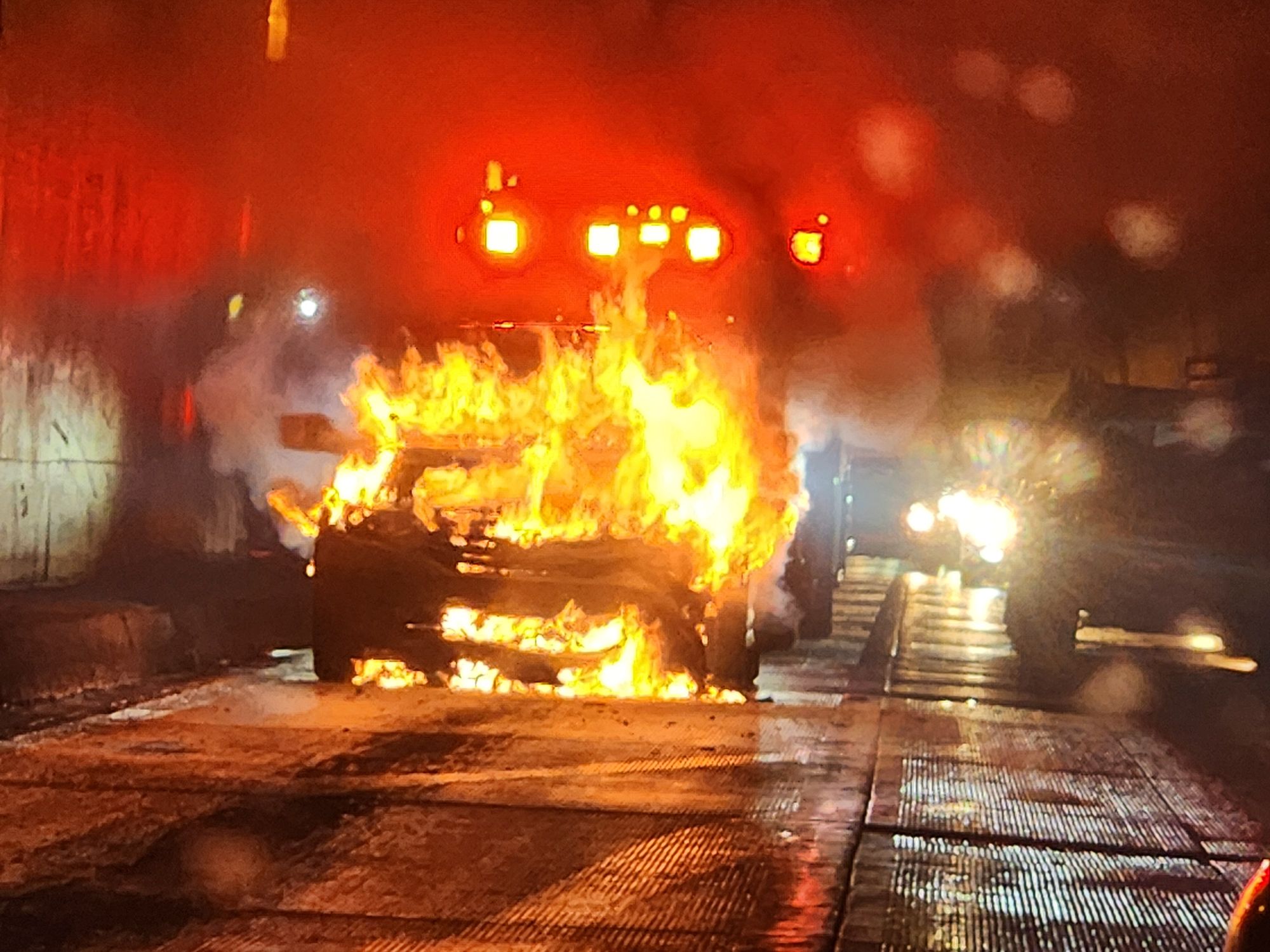  Minivan Fire Shut Down Caldecott Tunnel Monday, Eastbound Lane Was Closed for Three Hours 