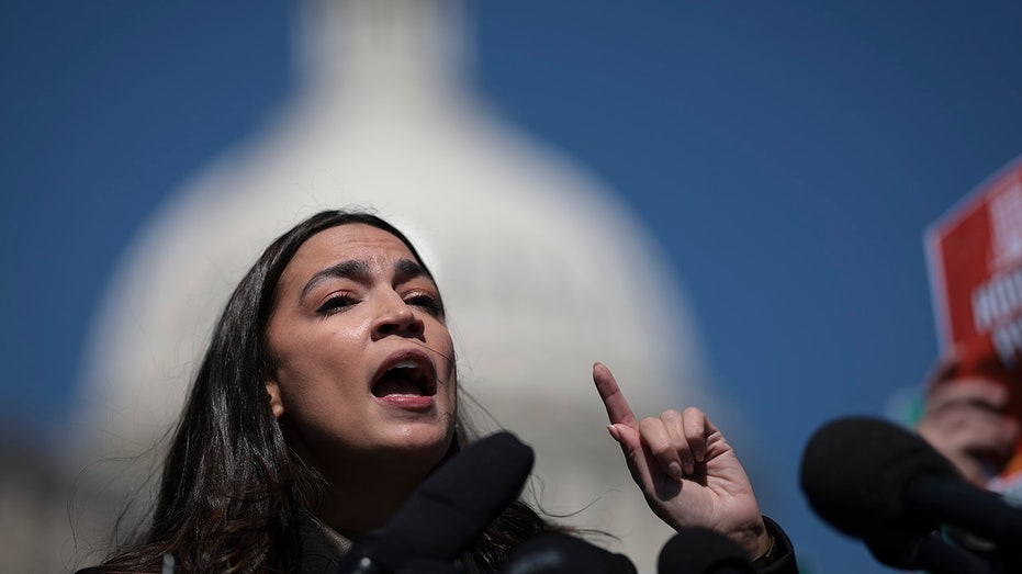  AOC's loss in bid for House committee chair signifies generational choice for Democrats 