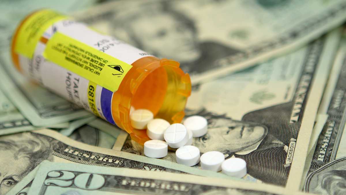  New Medicare rules to cap prescription drug costs for seniors 