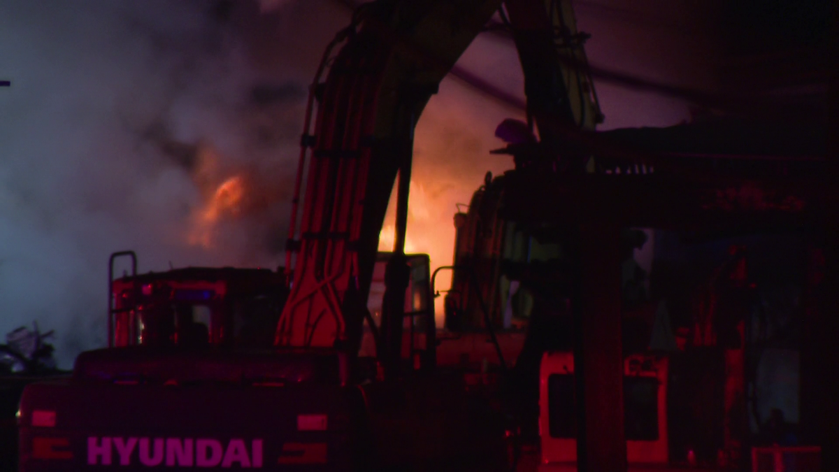  Massachusetts junkyard fire takes hours to control 