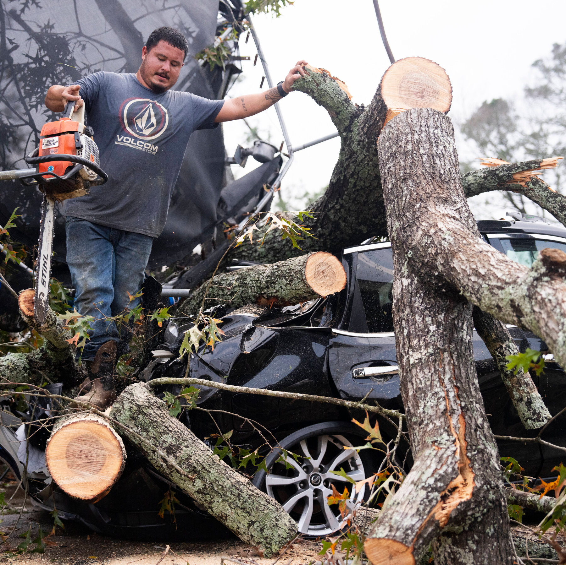  1 Person Killed and at Least 4 Injured in Texas Tornado 