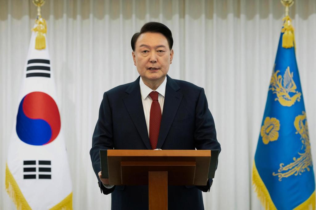  Impeached South Korean president issues defiant message as he faces possible detention 