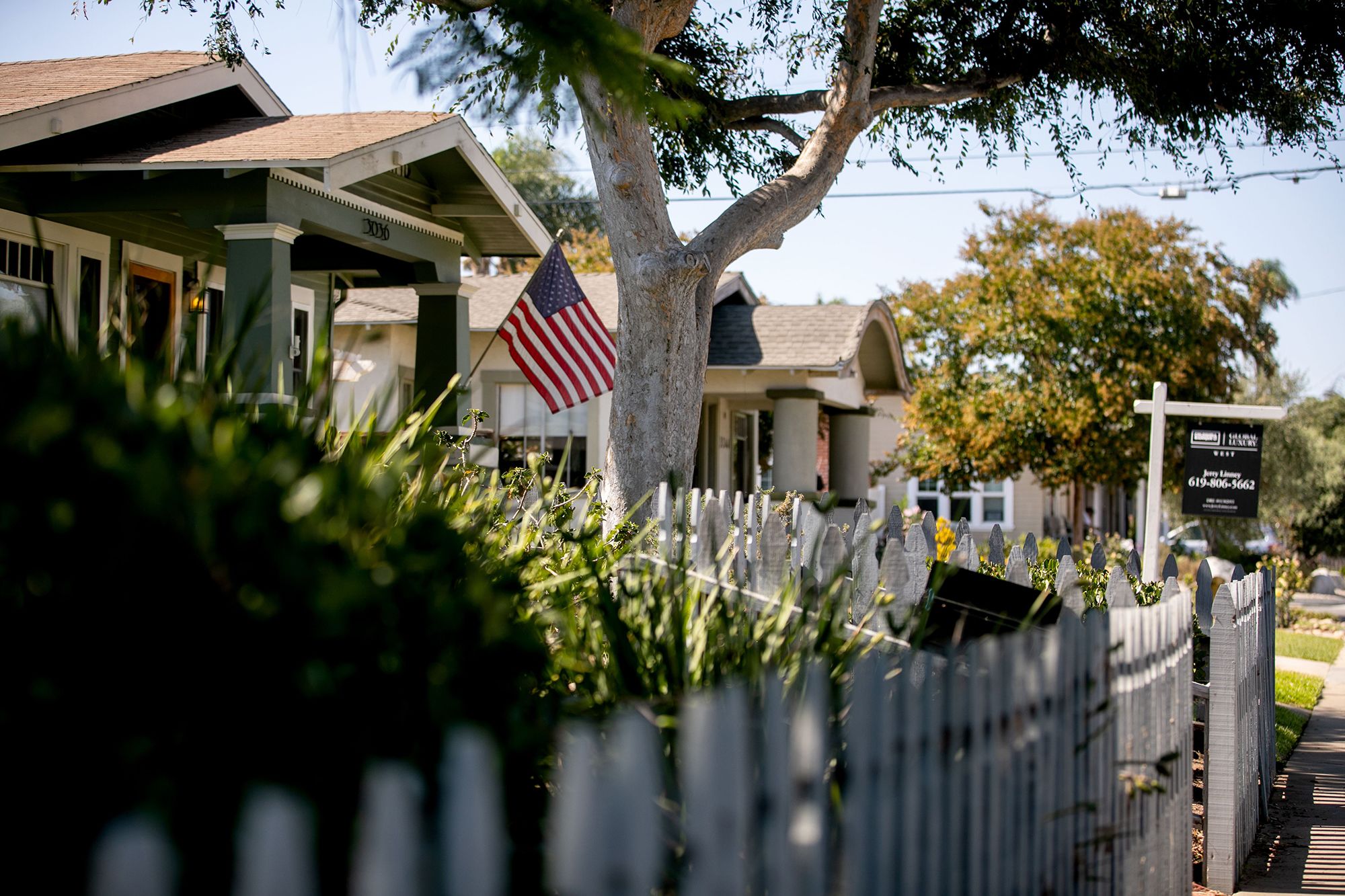  Mortgage rates inch closer to 7% to close out 2024 