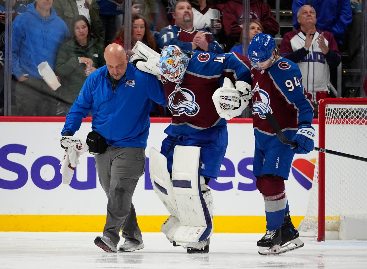  Avalanche expects Scott Wedgewood to “miss some time”; Trent Miner likely to get first NHL start soon 