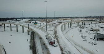  City and State Busy Preparing Roads for Winter Weather 