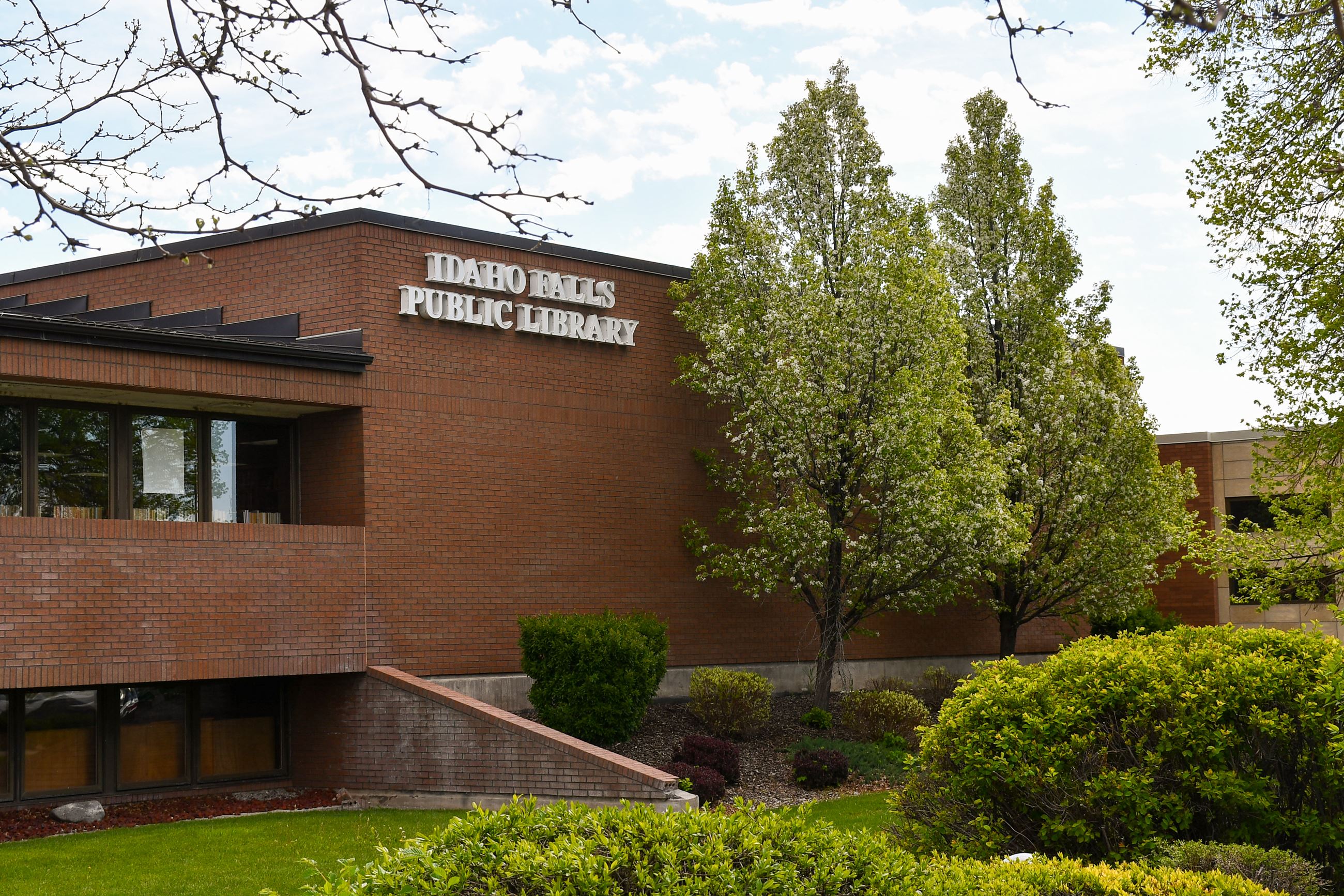   
																Join the Idaho Falls Public Library during the Extreme Book Nerd challenge this year 
															 