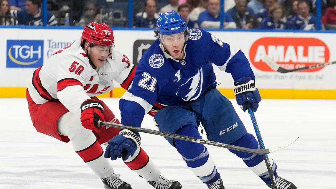  Brayden Point's goal halts Tampa Bay Lightning's losing streak 