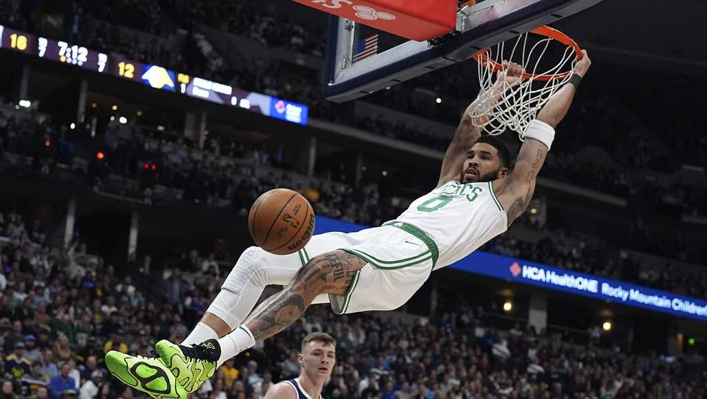  Jayson Tatum scores 29, Porzingis adds 25 as Celtics hold off depleted Nuggets 118-106  