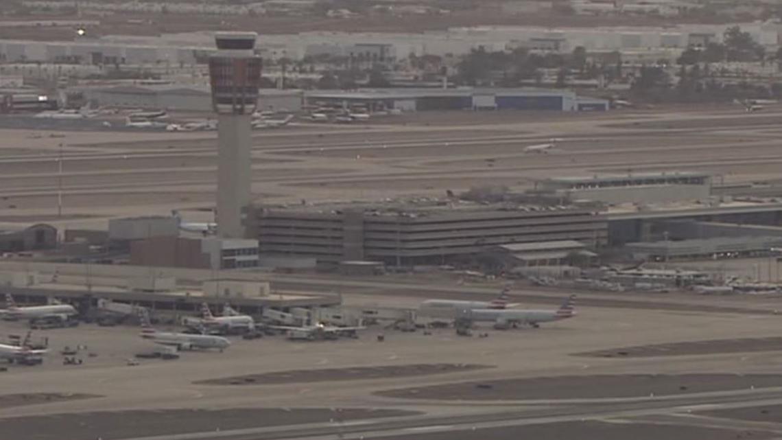  High winds spark flight cancellations at Sky Harbor Airport 