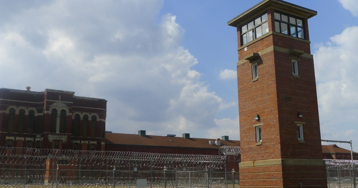  Illinois prison guards abused a gay coworker, according to a state investigation 