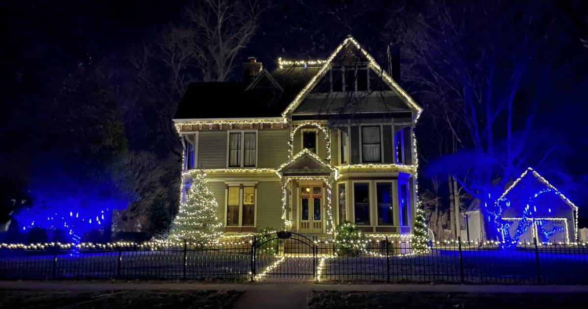   
																Charming B&B On Route 66 To Host A Holiday Movie Night 
															 