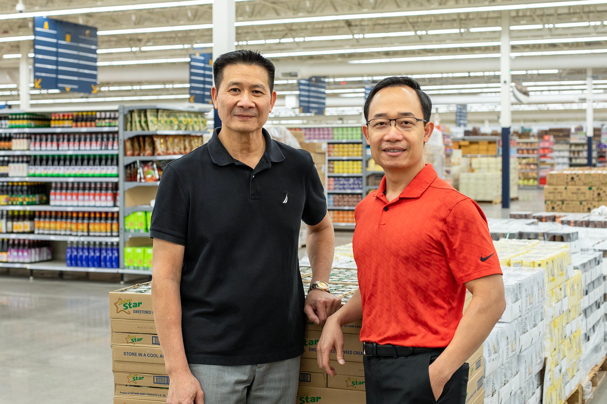  East Portland shopping center sold to owners of anchor Hồng Phát grocery 