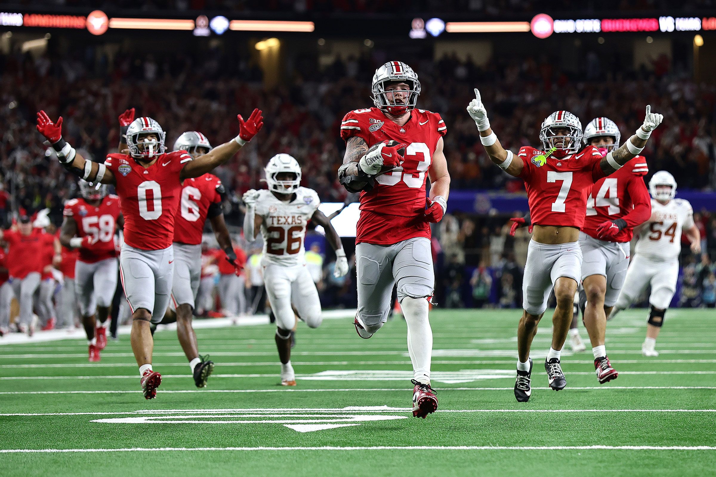  Jack Sawyer’s epic fumble return for a touchdown seals Ohio State’s trip to the college football national championship game 