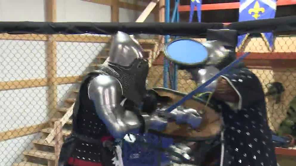   
																'Like you've seen in movies': ﻿Metal armored fighting takes over the cage 
															 