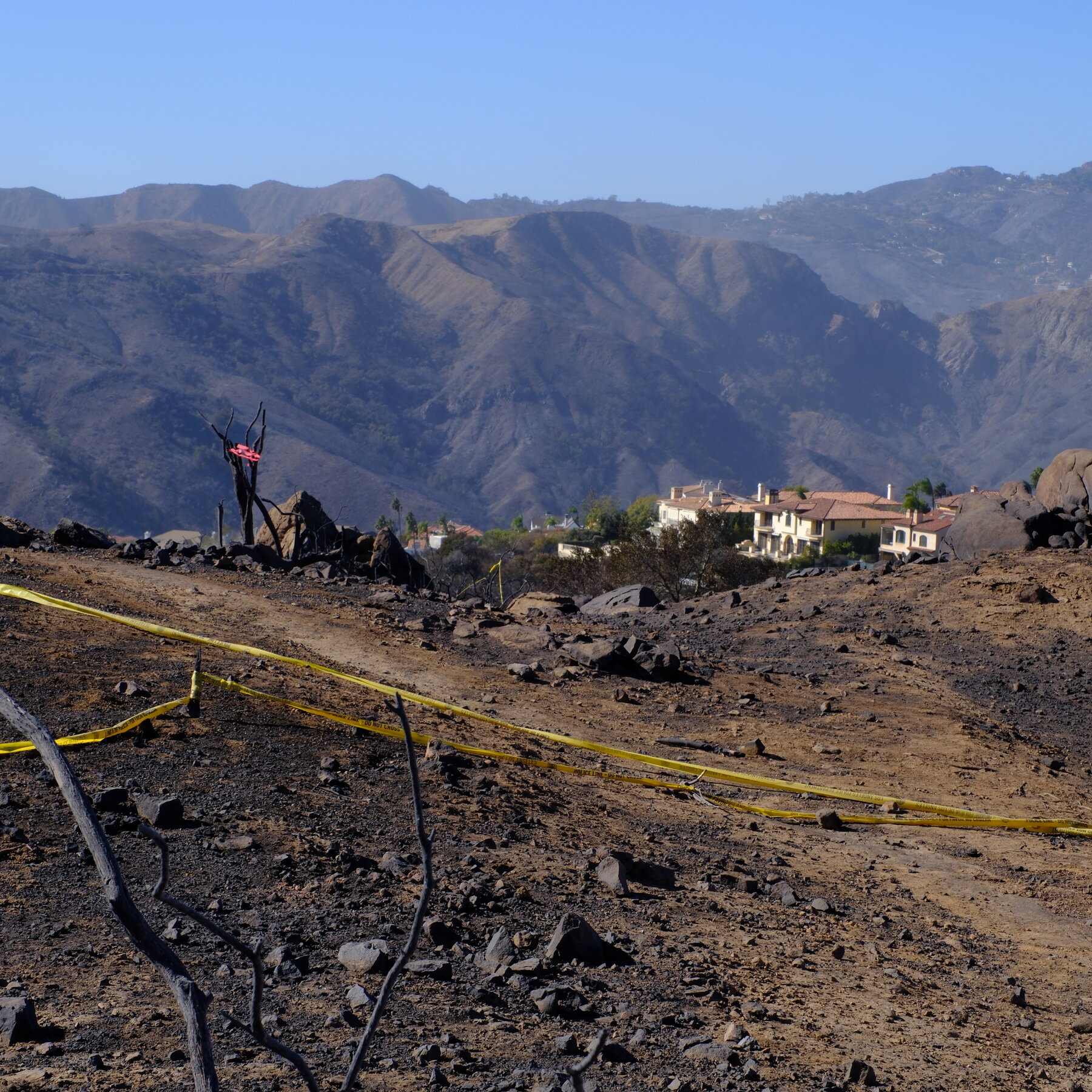  What Caused the Palisades Fire? The Site of the Ignition Point Holds Clues 