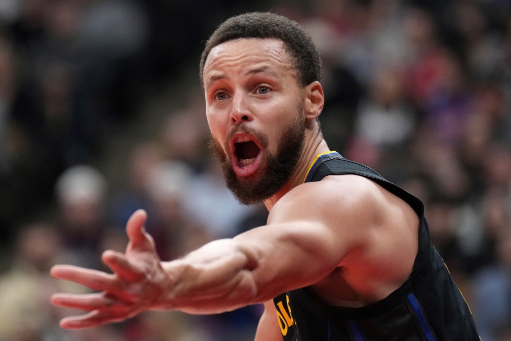  Warriors fall below .500 for first time this season with loss to Raptors 