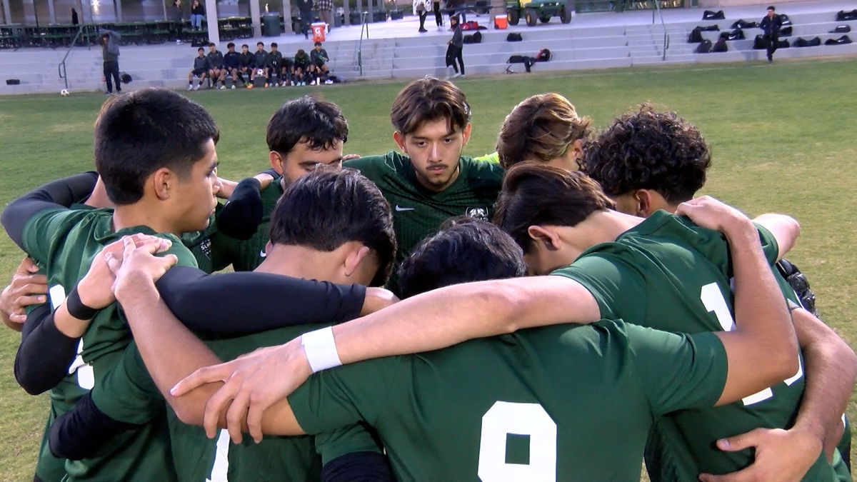  San Luis boys soccer takes down Cibola 