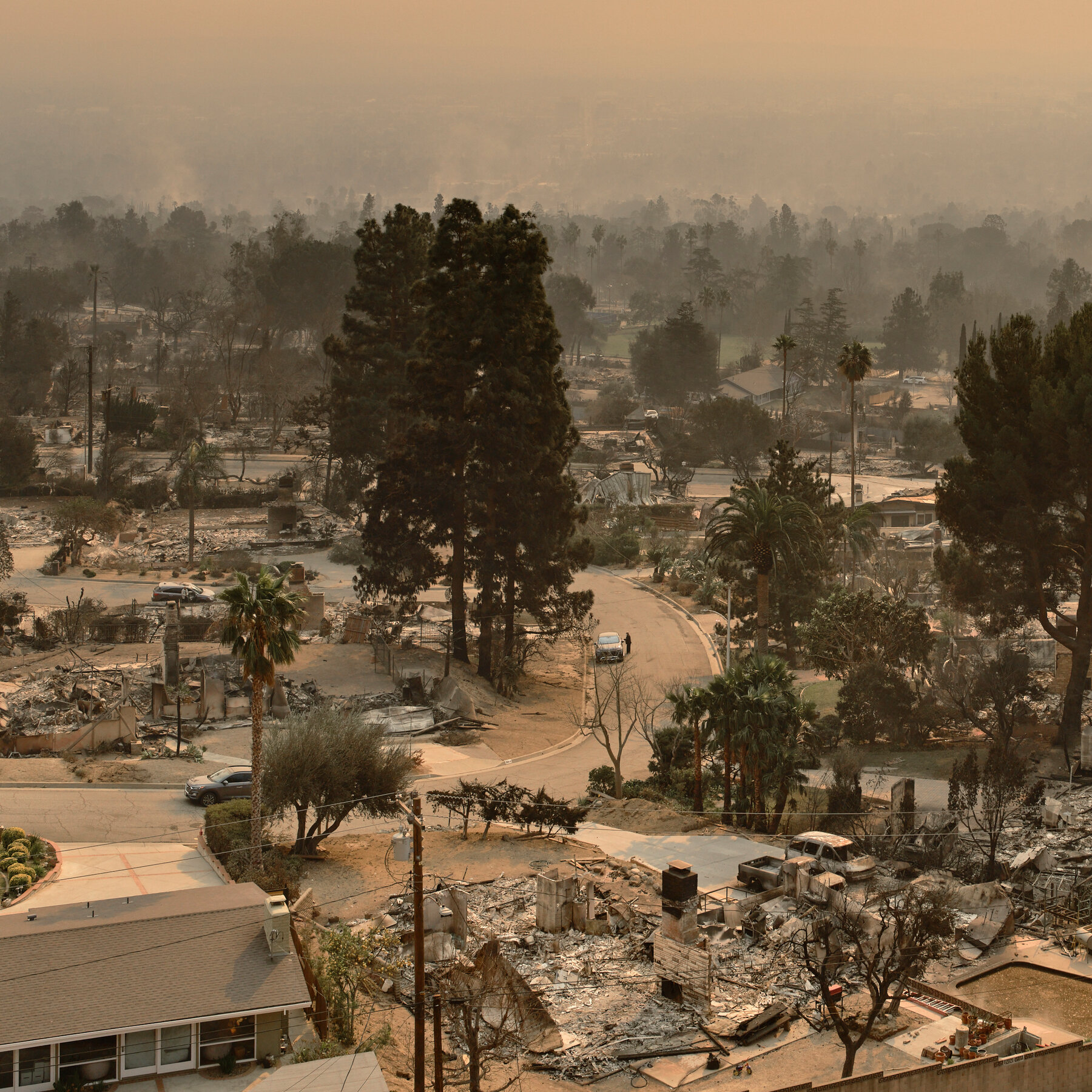  How Wildfires Came for City Streets 