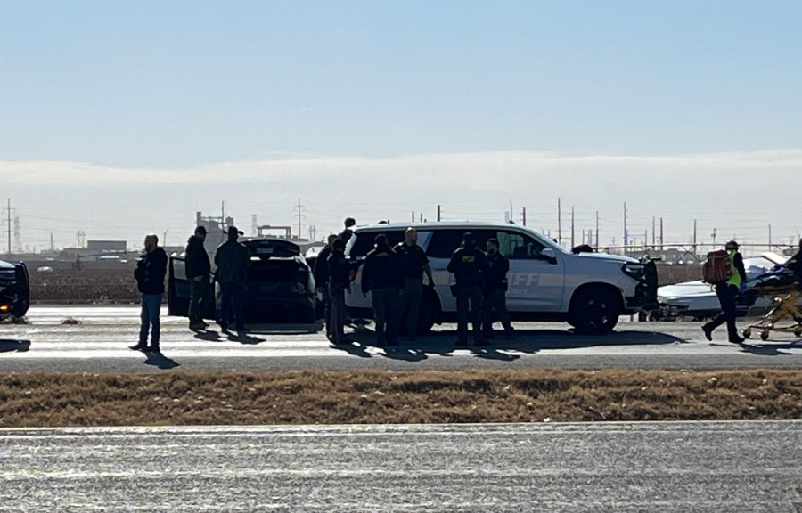  Juvenile leads Lubbock County SO on chase on Loop 289, ending in crash 