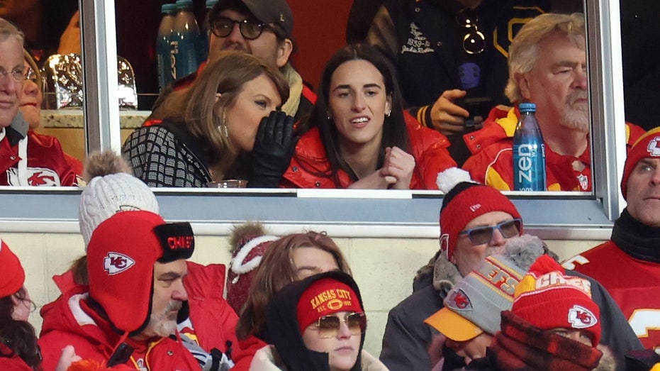  Caitlin Clark sits with Taylor Swift in suite at Chiefs game after past invitation 