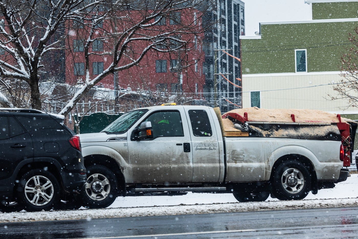  Experts recommend ‘road salt diet’ as snow storm hits the Philly region 