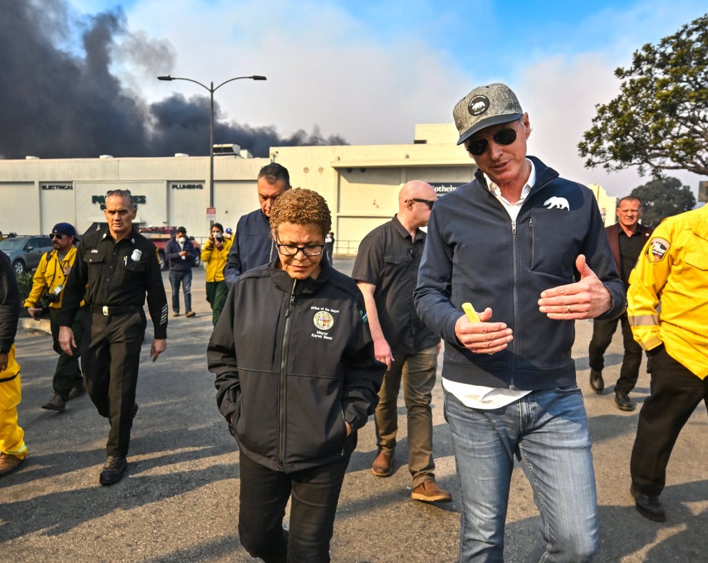  LA Mayor Bass, seeking reelection, deals with PR nightmare amid wildfires 