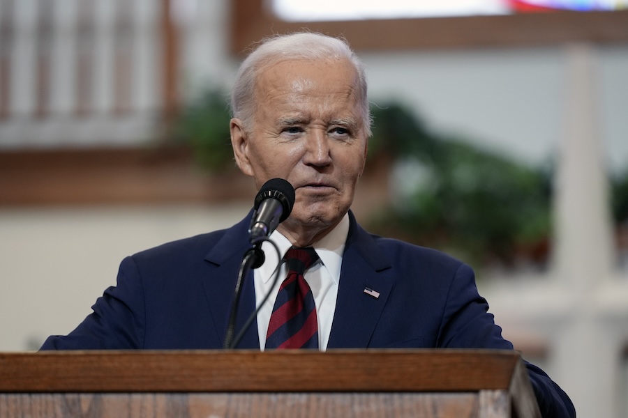  Biden urges Americans to ‘keep the faith’ as he spends final full day as president in South Carolina 