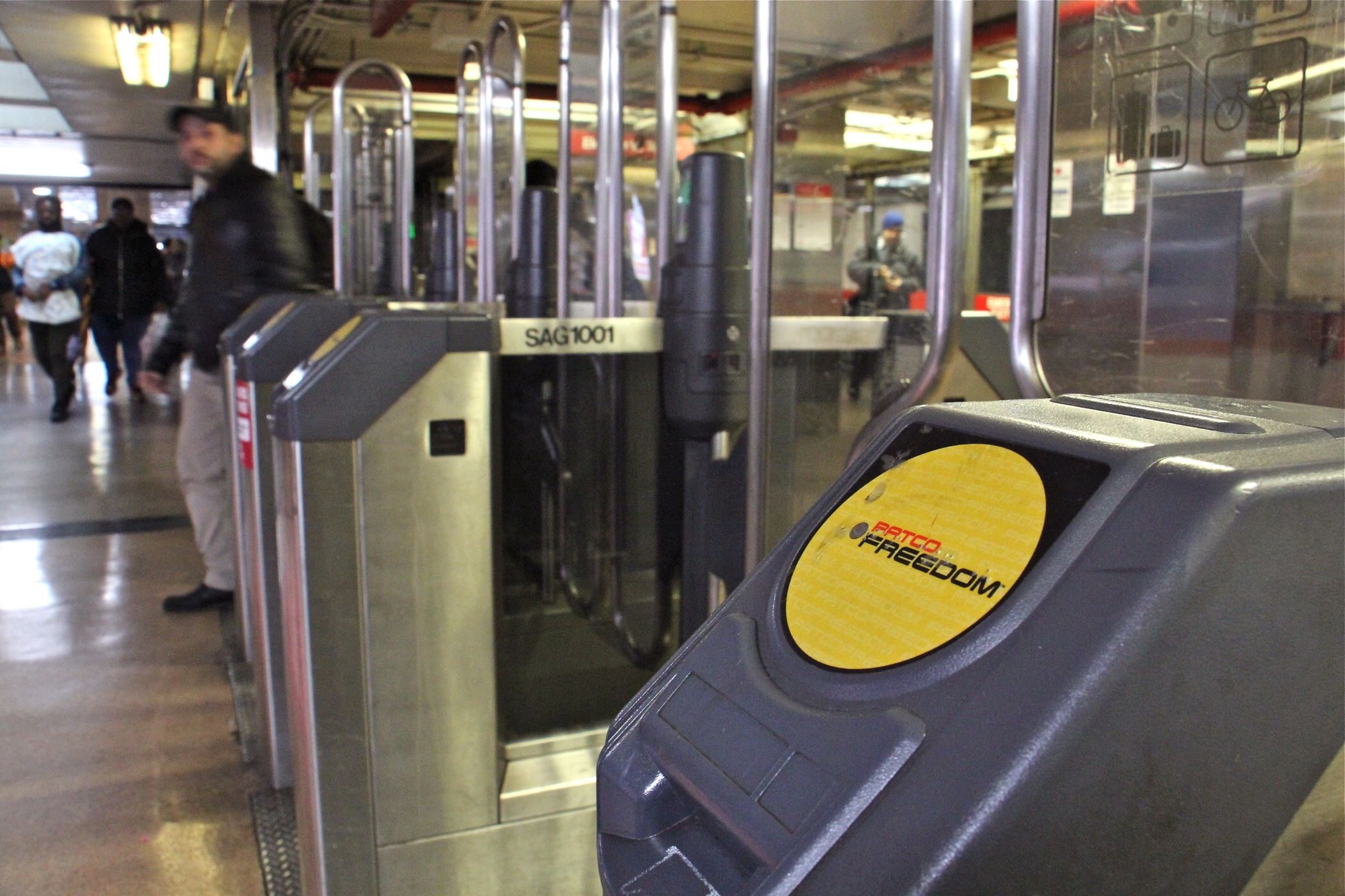  PATCO is preparing to ‘tap and go’ this summer with new fare collection system 