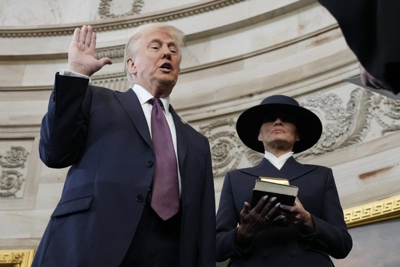  Trump sworn in as 47th president, celebrates with supporters 