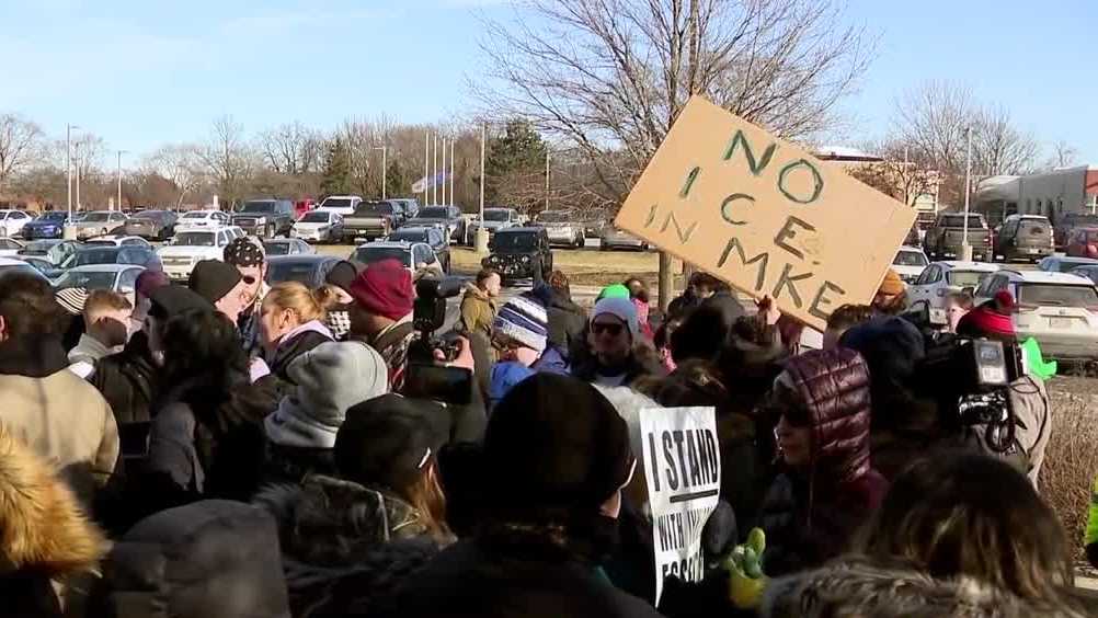  Milwaukee immigrants fear impact as ACLU fights Trump citizenship order 