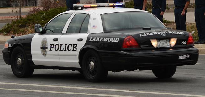  Man injured in police shooting involving Golden, Denver officers near West Colfax Avenue in Lakewood 