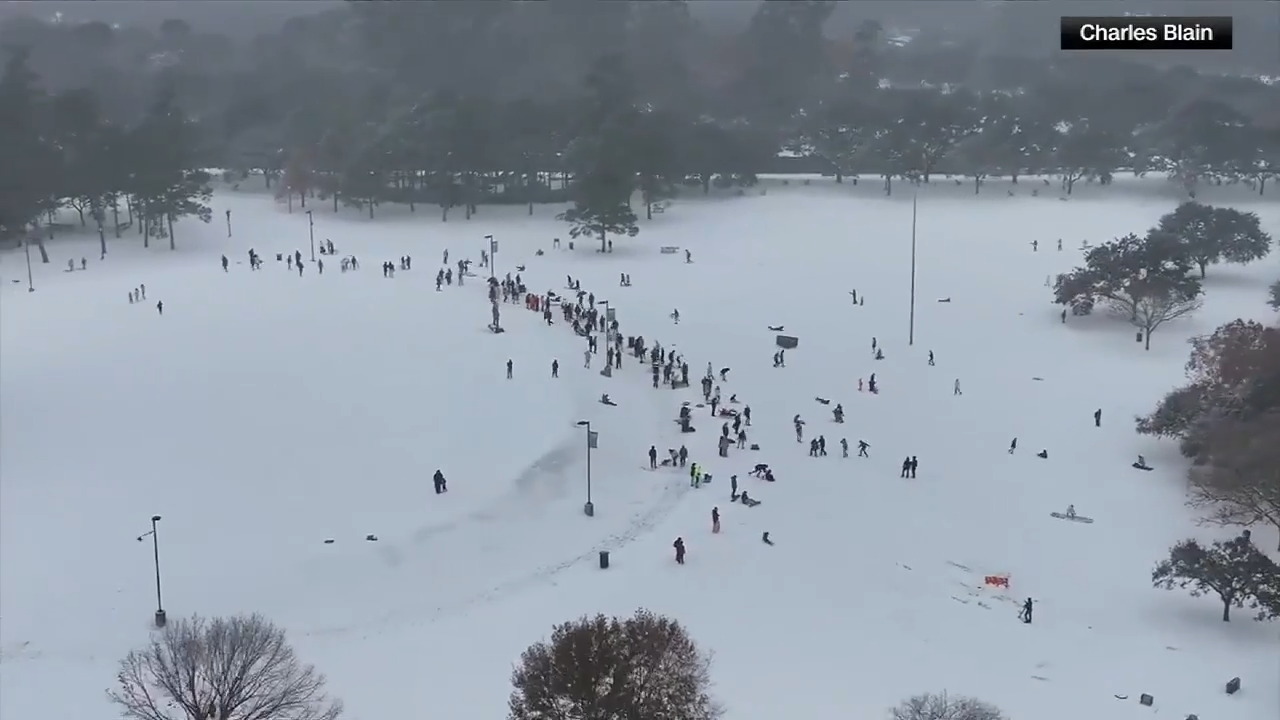  Winter storm that dropped record-breaking snow in New Orleans spreads into Florida and the Carolinas 