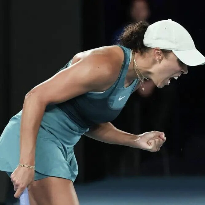  Keys Upsets Swiatek to Reach Australian Open Final Against Sabalenka 