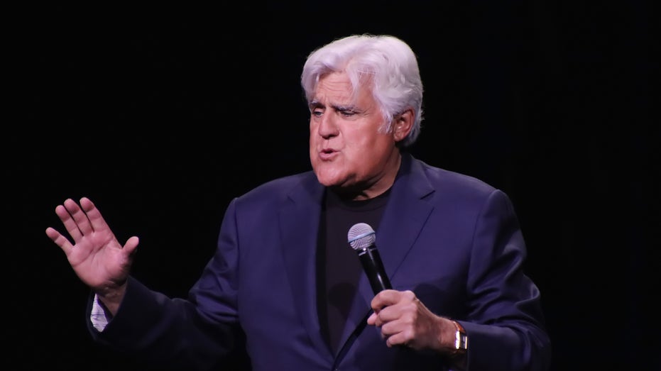  Jay Leno praises LA first responders for focusing on the fires, not playing the ‘blame game’ 