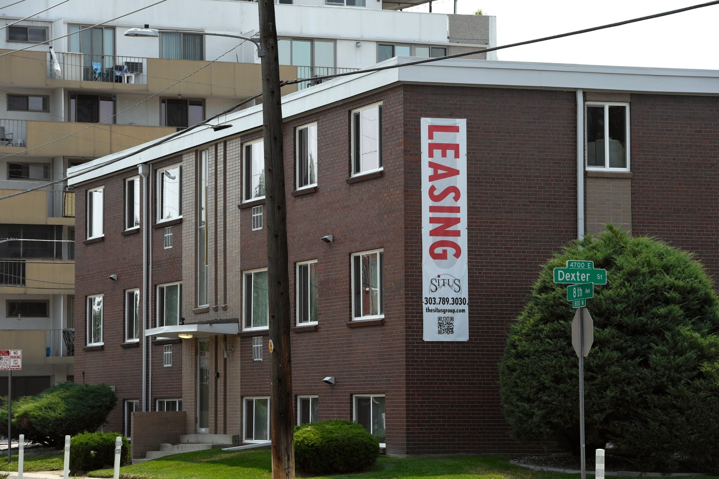  Metro Denver apartment rents plunge in fourth quarter as a blizzard of new units descend on market 