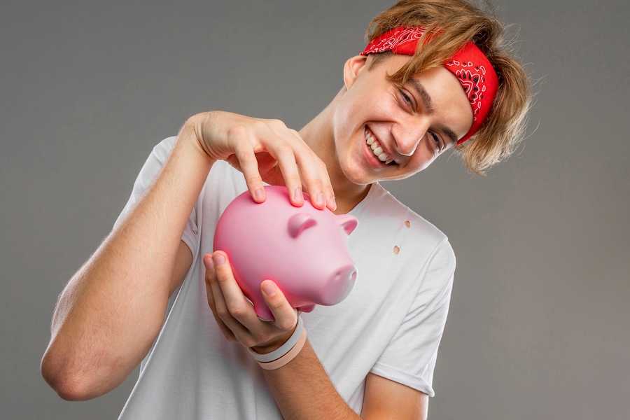  Our son is in high school. Should a teenager have an emergency fund, too? 