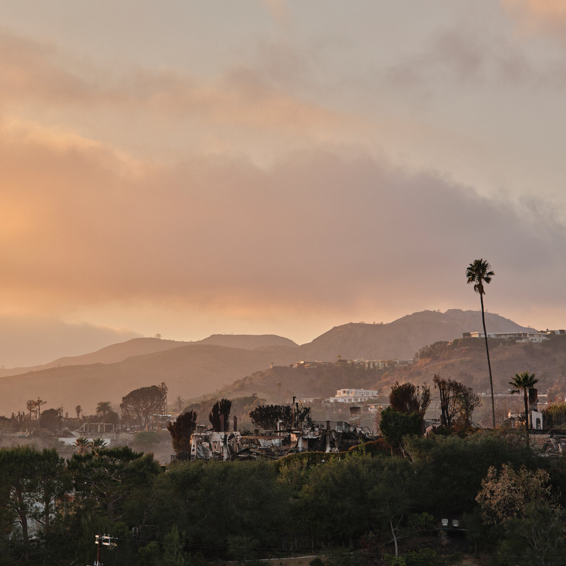  Los Angeles Faces Risk of Mudslides With the Arrival of Rain 