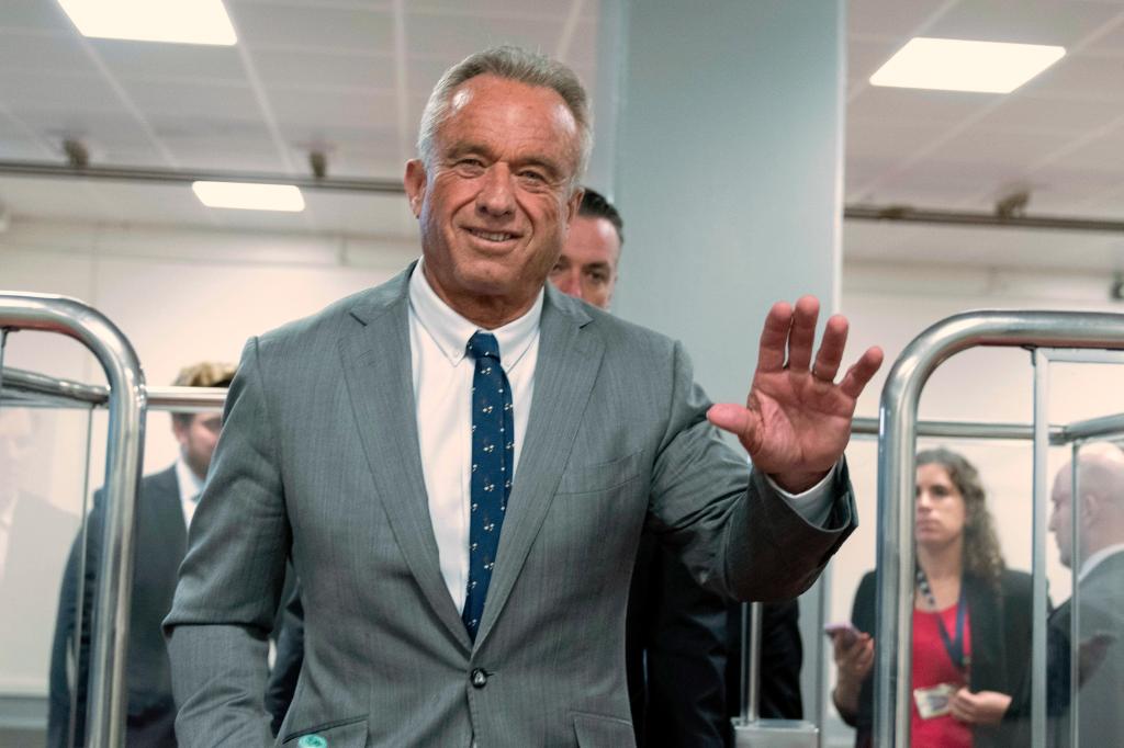  RFK Jr.’s opposition to vaccines, fluoride in water troubles public health experts 