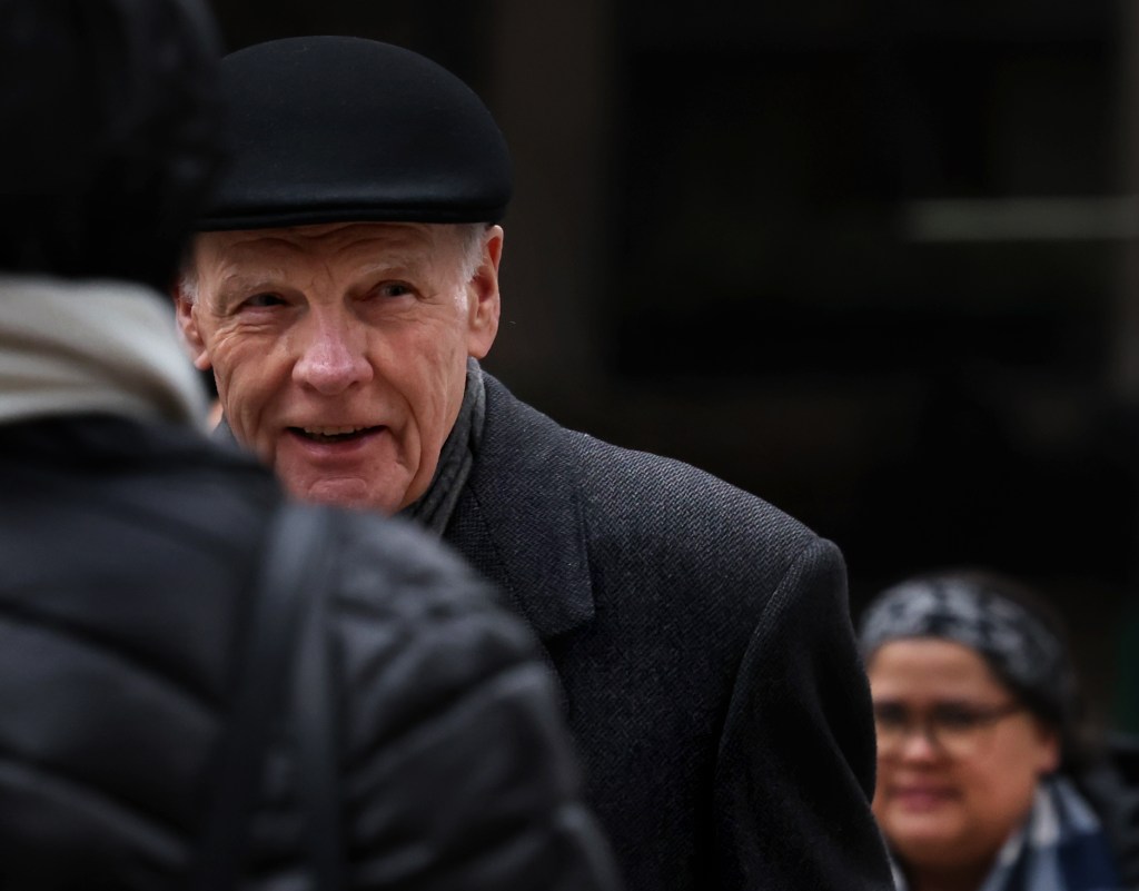  Closing arguments in Madigan trial to continue Monday with more from his defense 